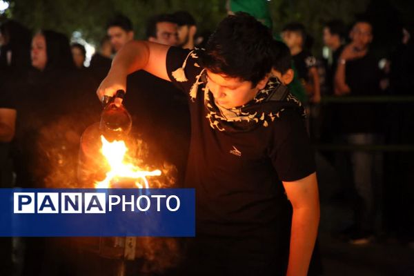 آیین «مشعل گردانی» نجفی‌های مقیم قم