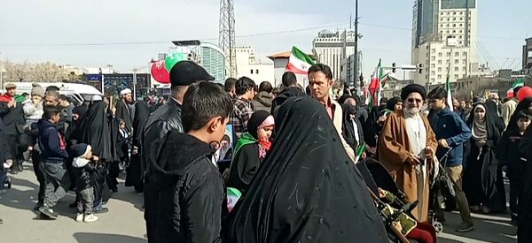 راهپیمایی باشکوه ۲۲ بهمن در مشهد مقدس
