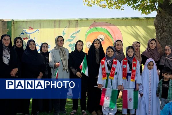 آیین افتتاحیه زمین چمن مصنوعی دبستان اسماعیل سامنی ناحیه ۲ بهارستان