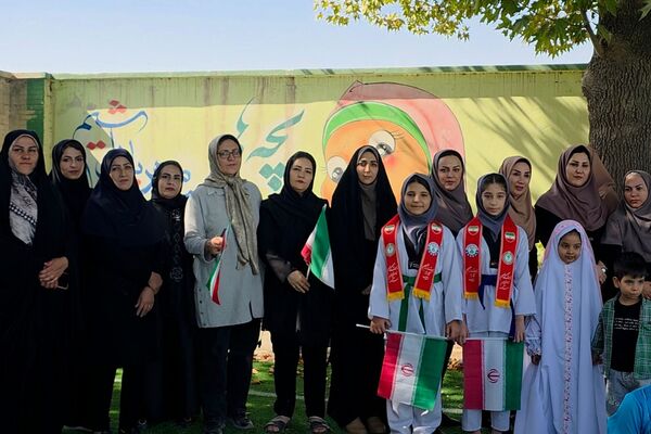 آیین افتتاحیه زمین چمن مصنوعی دبستان اسماعیل سامنی ناحیه ۲ بهارستان