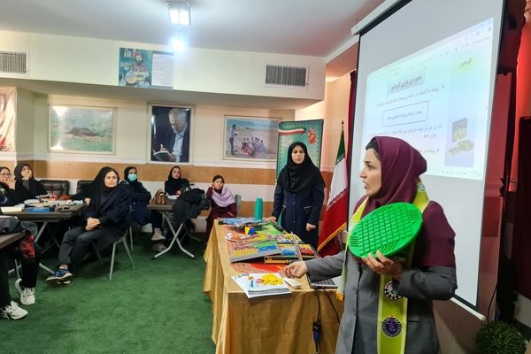 ارتقای مهارت‌های آموزشی مربیان پیشتاز ناحیه 2 شیراز