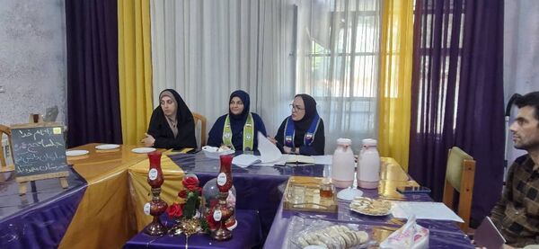 جلسه آماده‌سازی دانش‌آموزان پیشتاز به حج عمره توسط سازمان دانش‌آموزی شهرستان محمودآباد