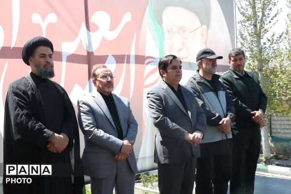 مردم نظرآباد با قلب‌هایی مالامال از عشق و وفا در سوگ رهبر شهید گردهم آمدند
