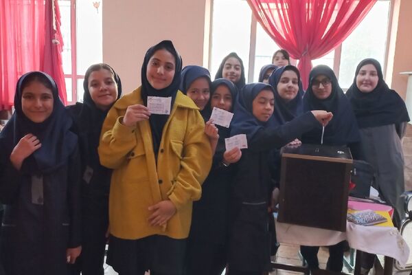 انتخابات شورای دانش‌آموزی در مدرسه شهید جواهری۲ مشهد