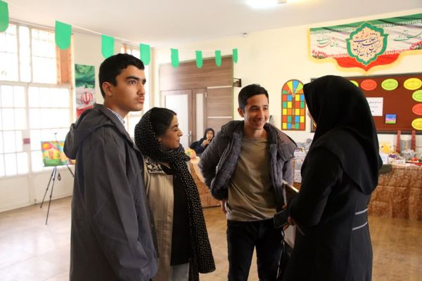 نمایشگاه دستاوردهای دانش‌آموزان استثنایی یزد