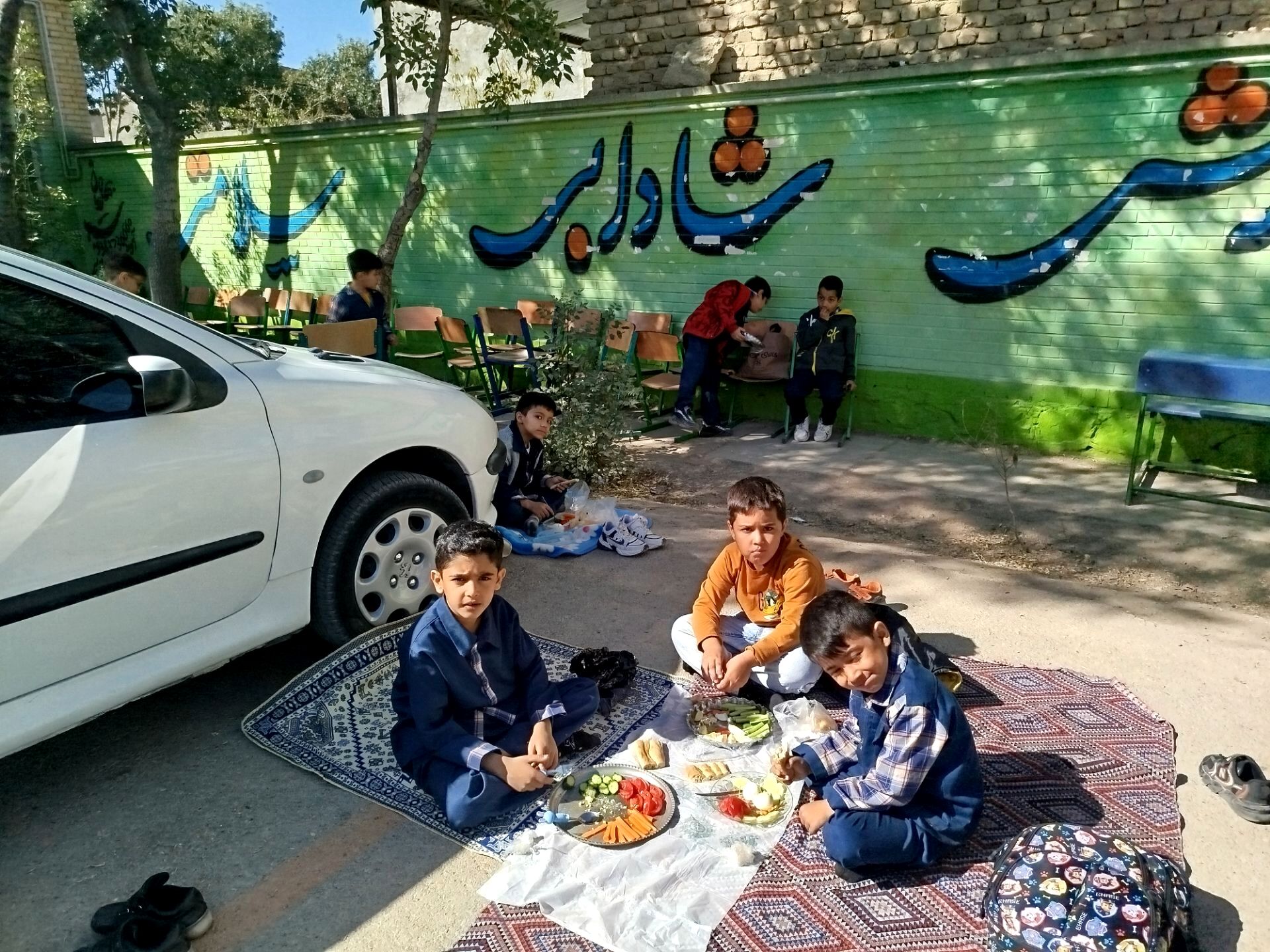 صبحانه سلامت در مدرسه مبین شهرستان شیروان