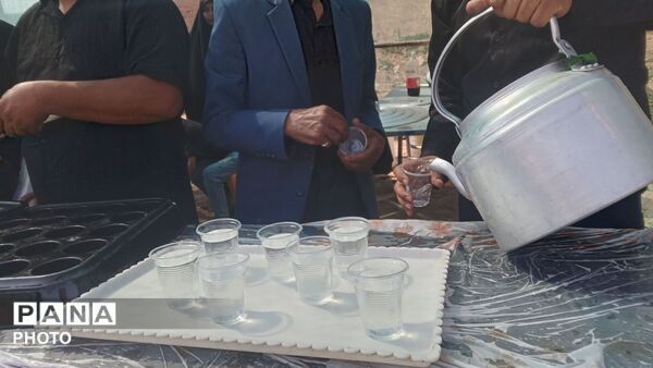 موکب های پذیرایی در روز عاشورای حسینی در روستای فدیشه
