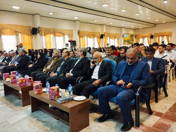 آیین اختتامیه سیزدهمین جشنواره نوجوان سالم و یاریگران زندگی استان مازندران