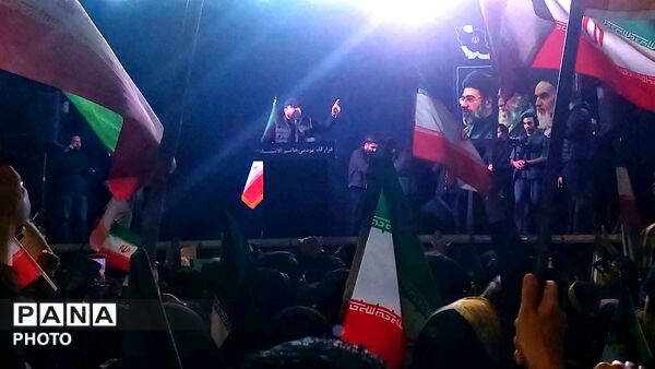 جلوه‌هایی از حماسه حضور در میدان انقلاب