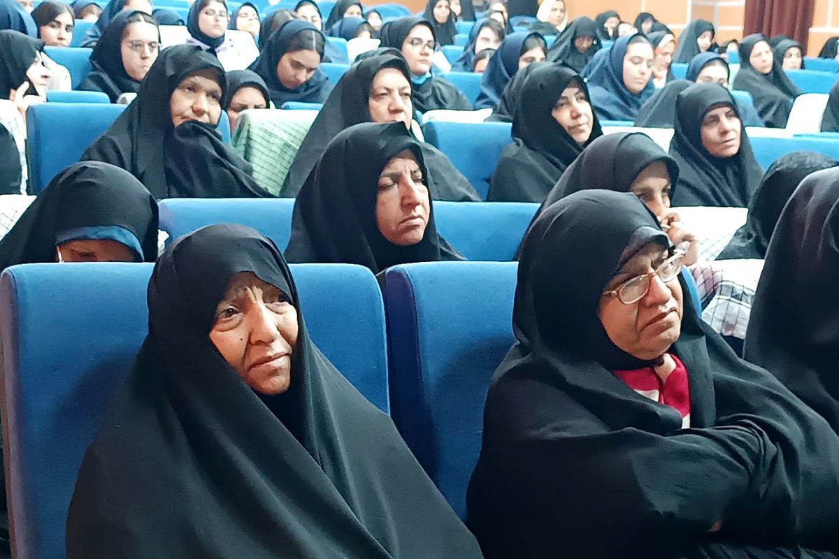 همایش بزرگ نسل قله نشینان در قرچک