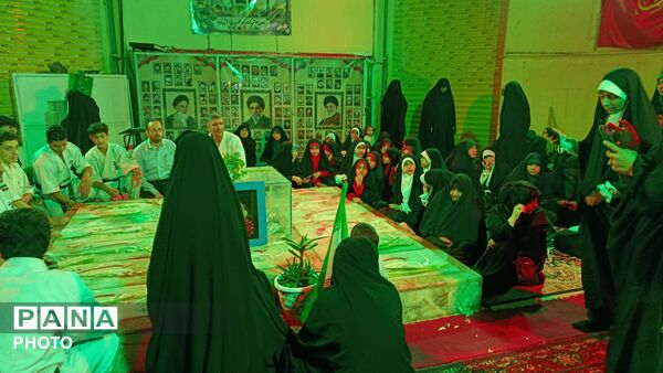  شبهای پرستاره اقتدار در جوار شهدای گمنام قم