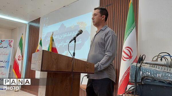 پرچم خدمت در بیمارستان شهدا لردگان به دست ریاست تازه سپرده شد