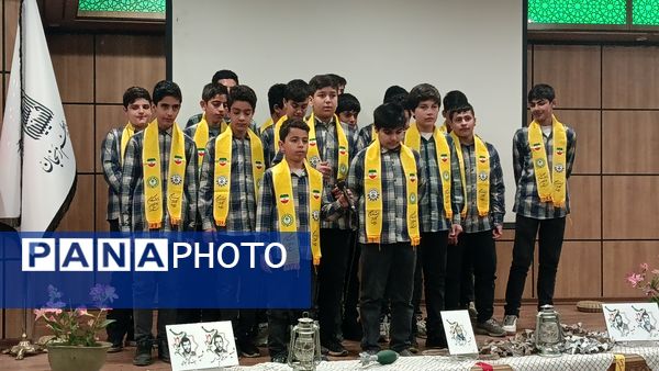 برگزاری مراسم یادواره شهدا «پدربزرگ‌های آسمانی»