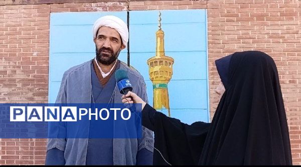   جشن شعبانیه در دبیرستان دخترانه ذبیح الله هوشیار مشهد