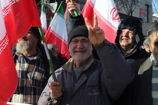 یک زنجان متحد در روز ۲۲بهمن 