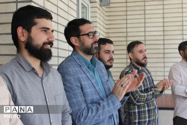 جشن ولادت حضرت زینب(س) و روز پرستار در دبستان شهید حسین غفاری