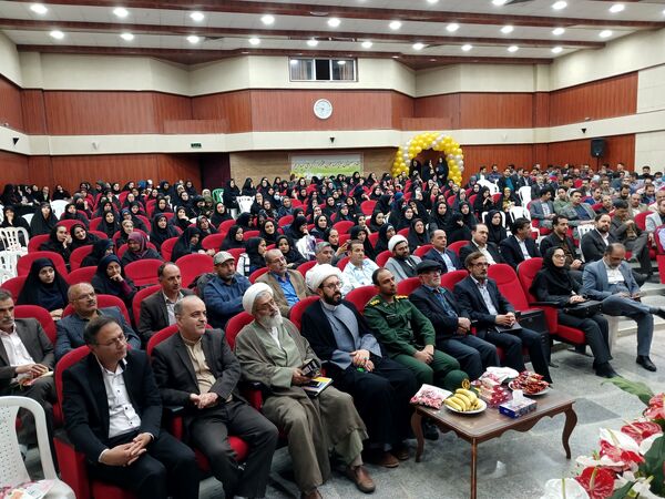 آیین تجلیل از فرهنگیان در شهرستان تفرش 