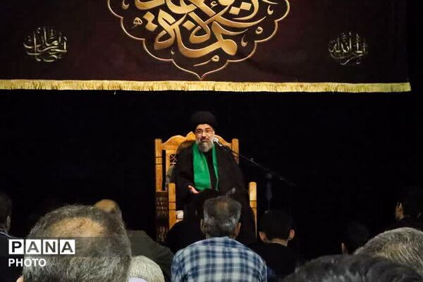 آیین عزاداری دهه سوم ماه محرم در هیئت صالحان بهشتی شهریار 