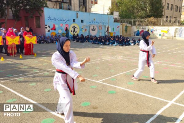 المپیاد ورزشی درون مدرسه‌ای در مدارس شاهد نجمه، راضیه شکرایی و شهید مجید مجیدی ناحیه دو شهرری 