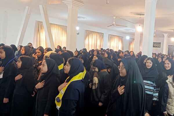 جشن ستارگان در دبیرستان مهر نیشابور