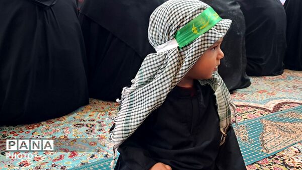 همایش شیرخوارگان حسینی در چهارباغ 