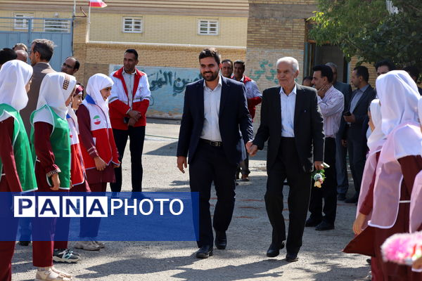 افتتاح زمین والیبال در بافت