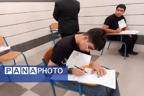 آزمون تکمیل ظرفیت پایه دهم مدارس استعدادهای درخشان در بهبهان