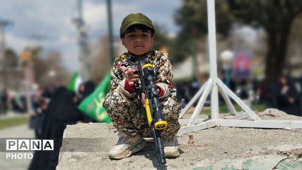 طنین فریاد اتحاد تویسرکانی‌ها در چهلمین روز شهادت قائد امت