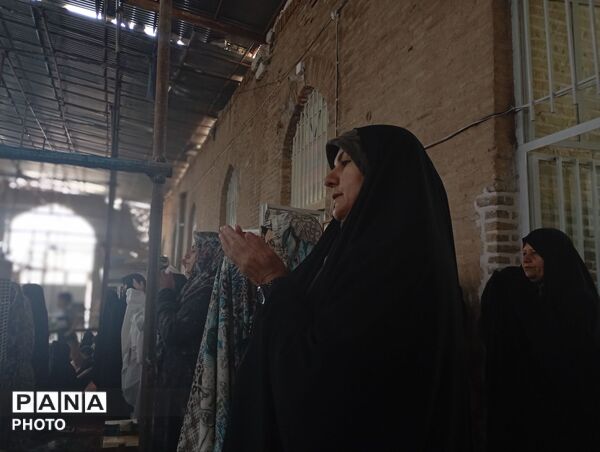 شکوه همبستگی مردم نیشابور