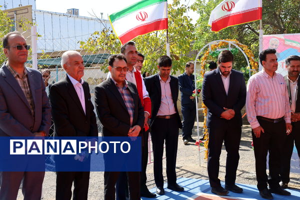 افتتاح زمین والیبال در بافت