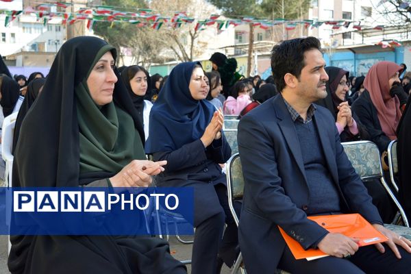 عطر رضوی در جشن نیمه شعبان مدرسه حکمت