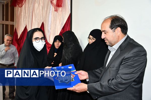 جشن ستارگان آموزش و پرورش مه‌ولات