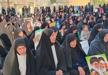 برگزاری اجتماع زینبیون شهر اردل به یاد بانوی کربلا