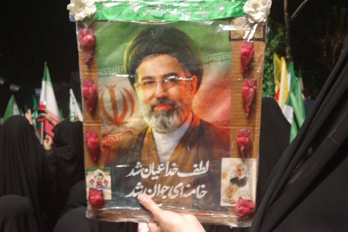 داغت نمیشه باورم ای رهبرم