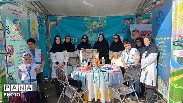 نقش‌آفرینی مناطق ۱۹گانه در افتتاحیه پایگاه‌های تابستانی دانش‌آموزان تهران