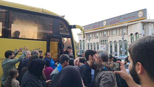 ۱۴ نوجوان گیلانی با بدرقه باشکوه راهی حج عمره شدند