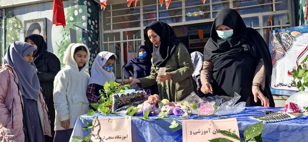 تقدیر از برترین‌های پرورشی و آموزشی در مدرسه سنجی ارچنگ