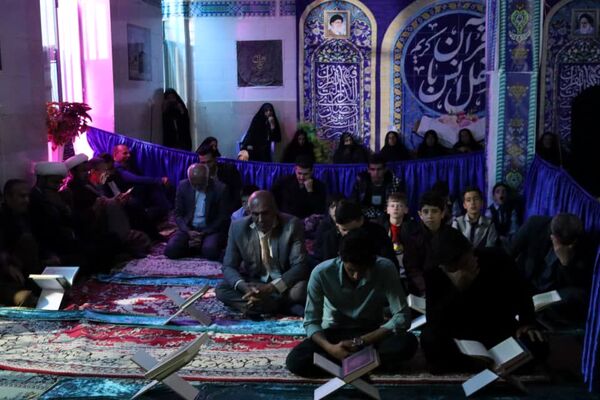 برگزاری باشکوه دومین محفل قرآنی «رواق» با محوریت ترویج جلسات خانگی قرآن در شهرستان فلارد