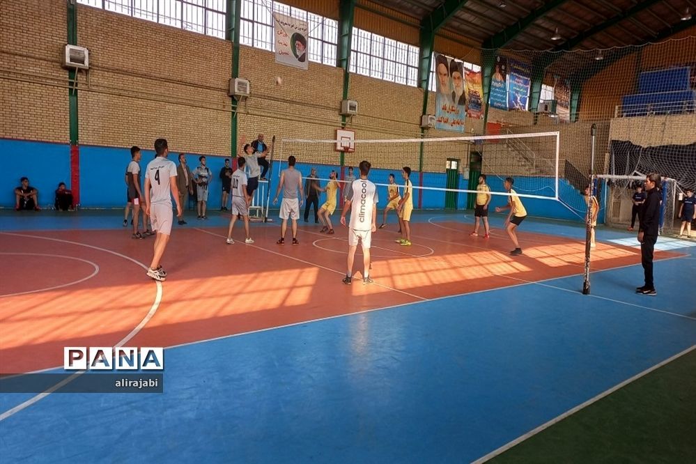 رگ حیات ورزش قهرمانی به آموزش و پرورش متصل است

