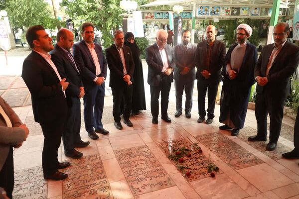 تجدید میثاق معلمان قم با شهیدان
