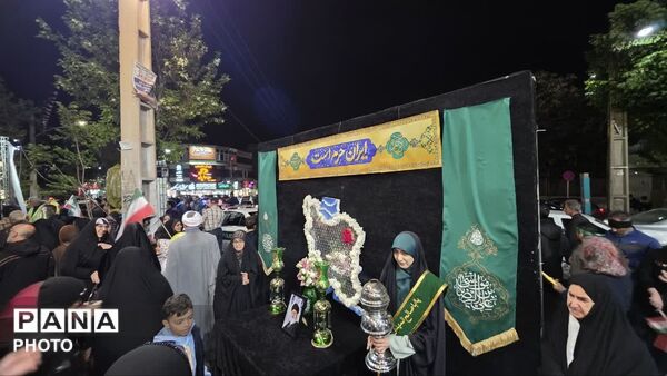 جشن میلاد امام رضا (ع) در پنجاه و نهمین شب از تجمعات مردم رجایی شهر کرج