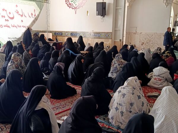 نماز جمعه در شهرستان کاشمر 