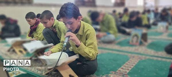 مدرسه شهید صادقی، میزبان دانش آموزان روزه دار در محفل نورانی قرآن