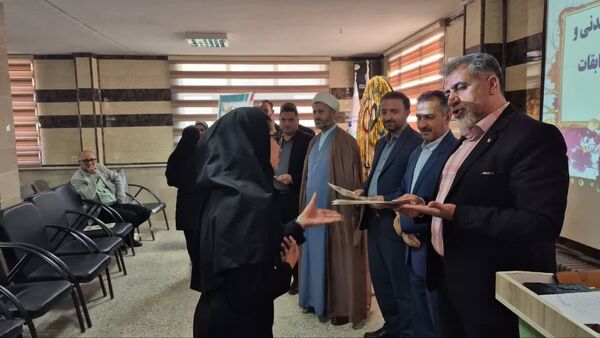 آیین اختتامیه هفته تربیت‌بدنی و تجلیل از مقام آوران مسابقات ورزشی فرهنگیان شهرستان فیروزکوه