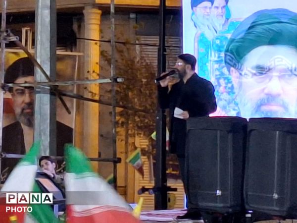 تجمع بزرگ مردم غیور مرودشتی در خیابان‌ها