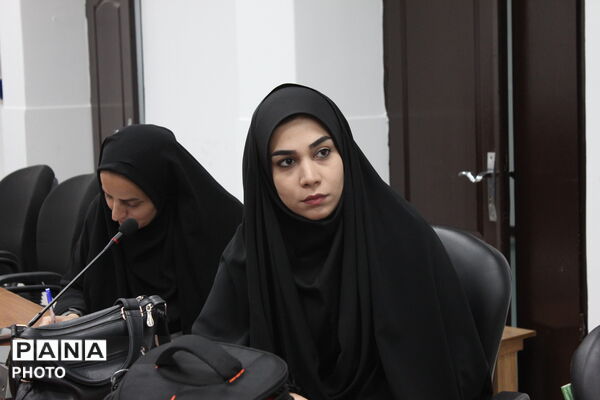 انتصاب سرگروه‌های قطب‌های پرورشی در جلسهٔ کمیته کیفیت‌بخشی اسلامشهر