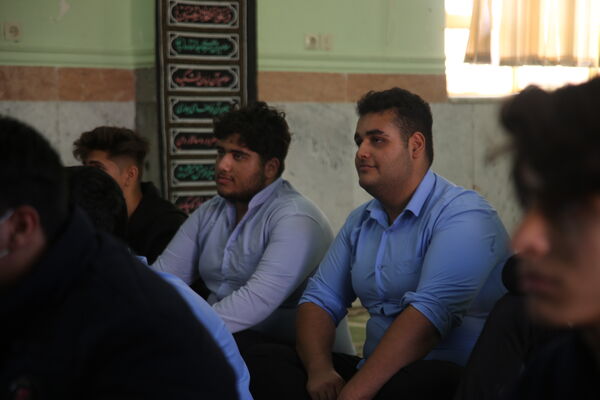 مراسم عزاداری ایام فاطمیه توسط دانش‌آموزان تنگستانی