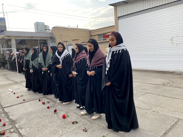 اعزام دانش‌آموزان شهرستان مه‌ولات به اردوی راهیان نور