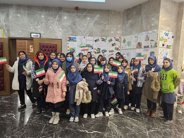 همایش بزرگ همیاران طبیعت و آموزش همگانی حفاظت از محیط زیست در منطقه پردیس 