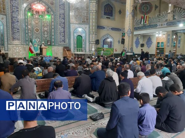 نماز عبادی سیاسی جمعه با حضور پرشور عموم مردم شهرستان ورامین